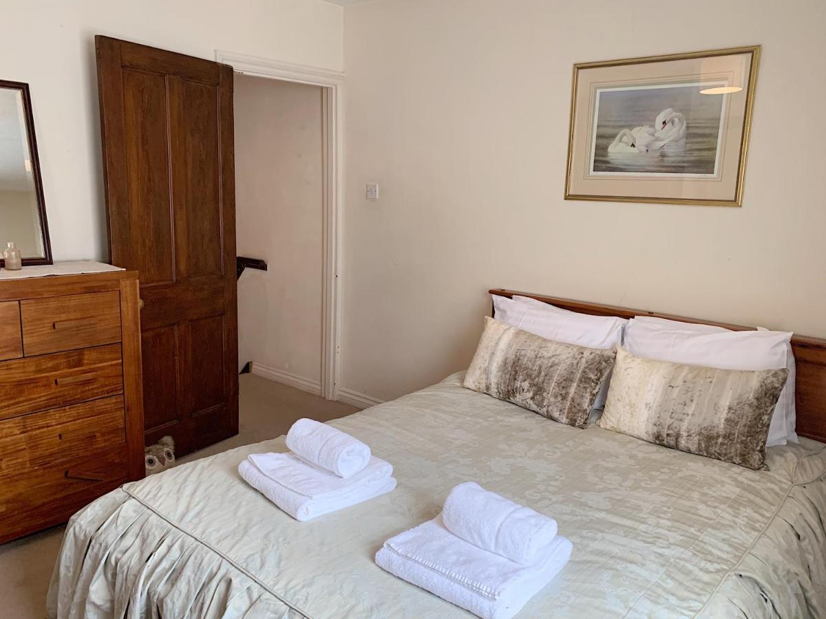 Cosy Central Windsor House Sleeps 4 Kültér fotó