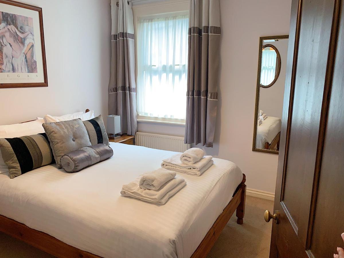 Cosy Central Windsor House Sleeps 4 Kültér fotó